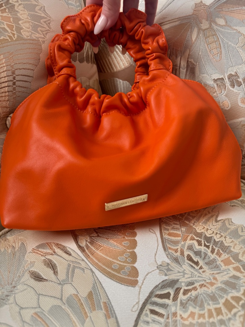Handbag - Picture 2 of 2